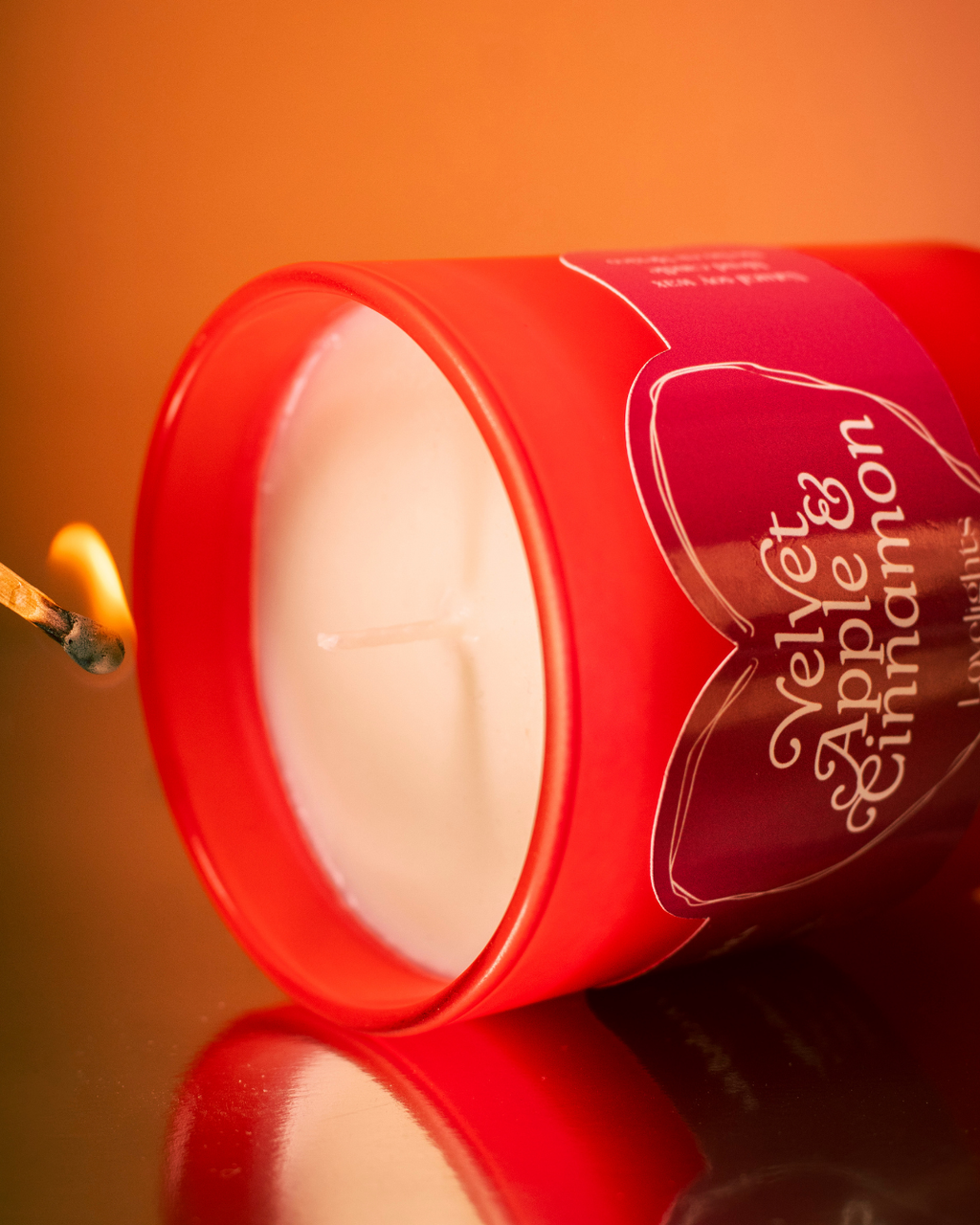 Vela Velvet Apple & Cinnamon