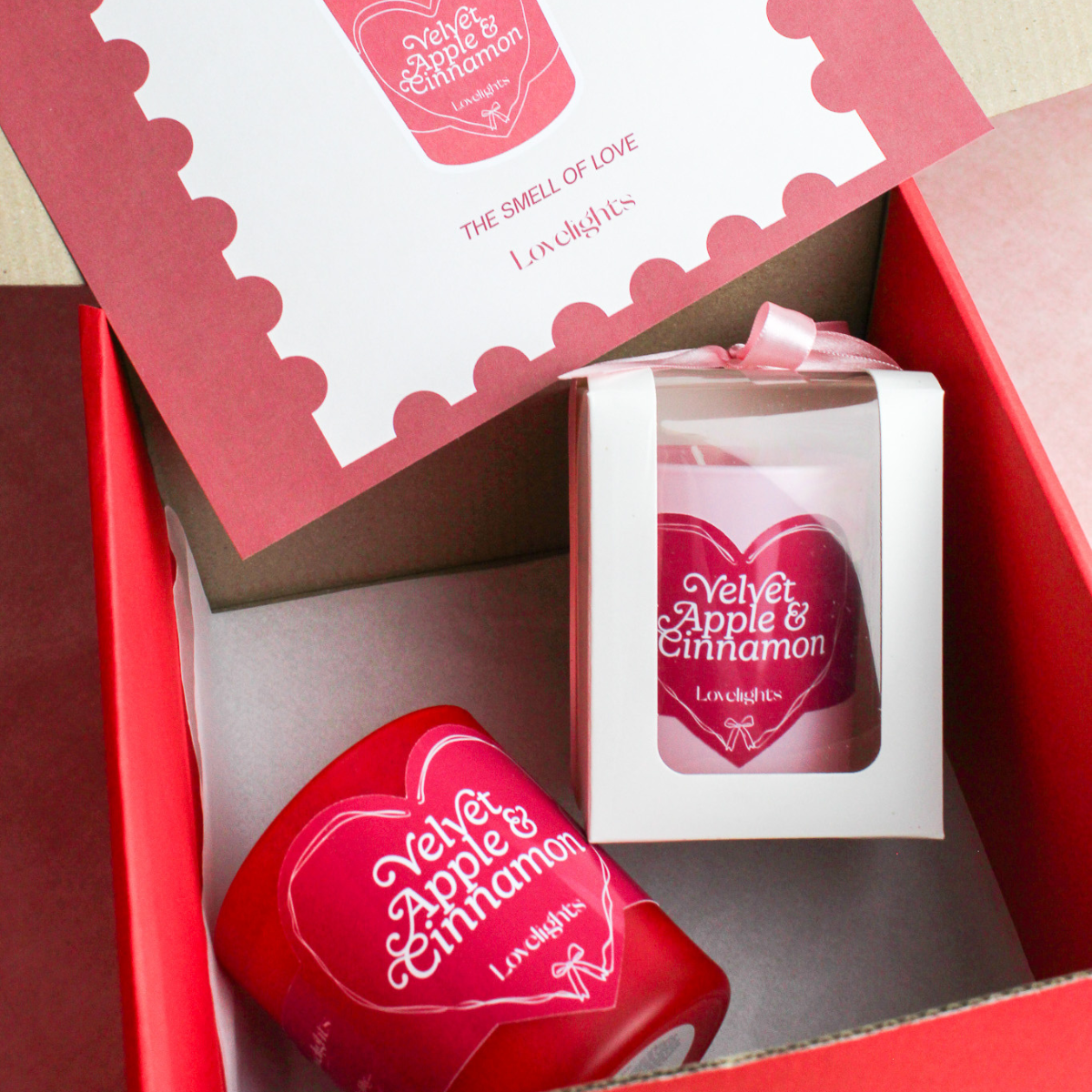 Pack Velvet Apple & Cinnamon: 1 Vela Mediana + 1 Vela Chica